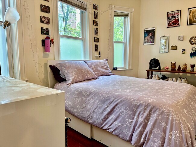 12 Marcella St, Unit 2 in Cambridge, MA - Building Photo - Building Photo
