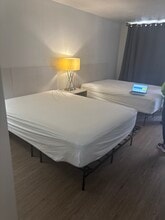 1 W Irlo Bronson Memorial Hwy in Kissimmee, FL - Building Photo - Building Photo