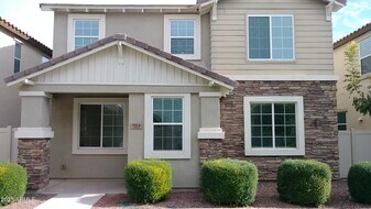 964 S Almira Ave in Gilbert, AZ - Building Photo