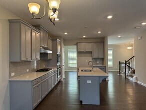 381 Northaven Ave in Suwanee, GA - Building Photo - Building Photo