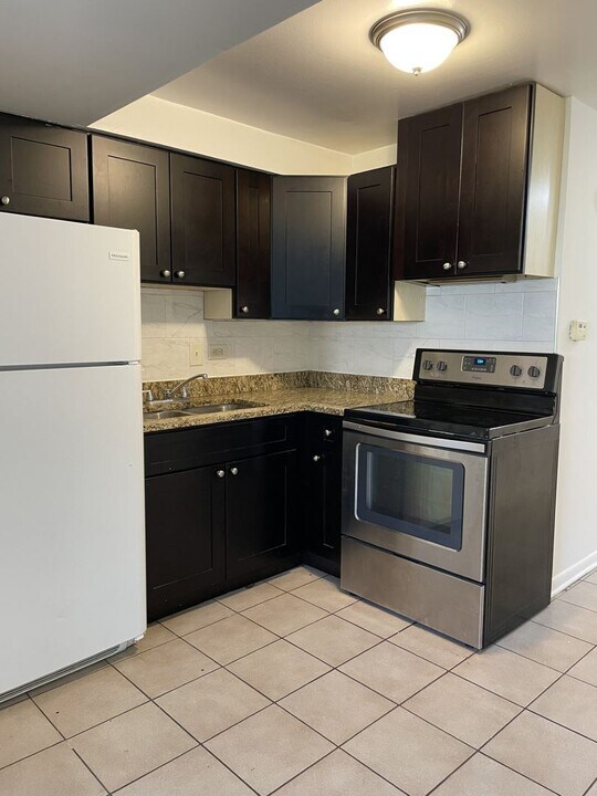 10354 Michael Todd Terrace in Glenview, IL - Building Photo