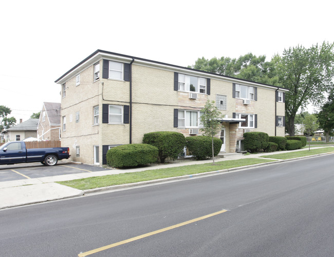 2014 Division St in Melrose Park, IL - Building Photo - Building Photo