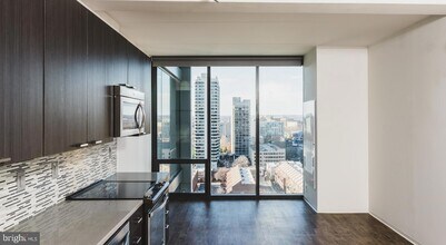 450 N 18th St, Unit 2B-0847 in Philadelphia, PA - Building Photo - Building Photo