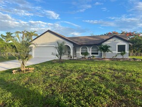 15854 Tangelo Blvd in West Palm Beach, FL - Foto de edificio - Building Photo