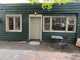 365 Hamilton St, Unit Rear in Albany, NY - Building Photo