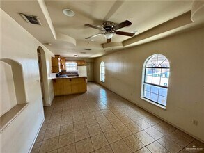 17 Aruba Dr in Edinburg, TX - Building Photo - Building Photo