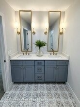 667 Francis Pl NW in Atlanta, GA - Building Photo - Building Photo