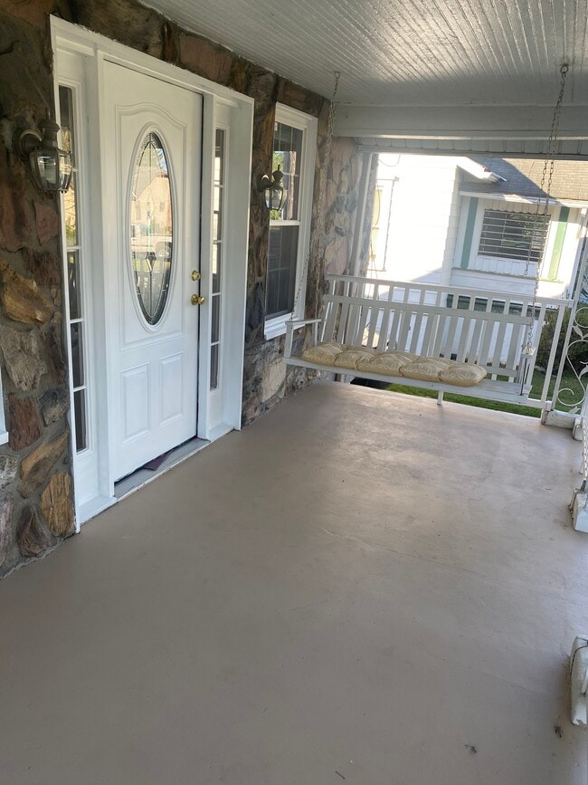 108 Johnson St in New Kensington, PA - Building Photo - Building Photo