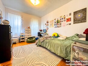 168 Hillside St, Unit 2 in Boston, MA - Foto de edificio - Building Photo
