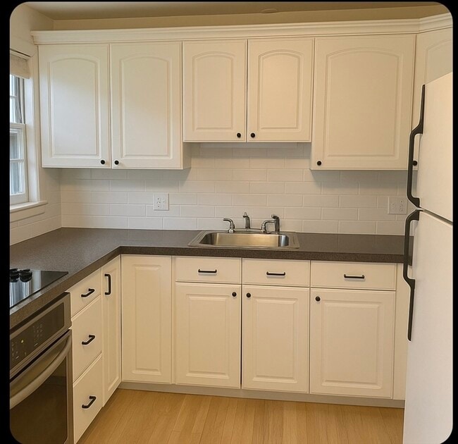 670 Main St in Walpole, MA - Building Photo - Building Photo
