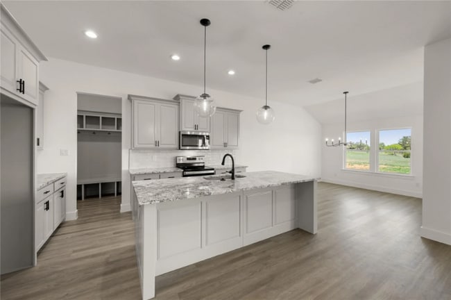 701 Shadle Rd in Poolville, TX - Building Photo - Building Photo