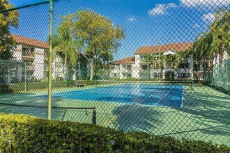 650 S Park Rd in Hollywood, FL - Building Photo - Building Photo