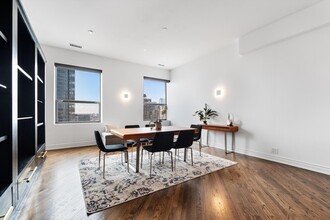 910 S Michigan Ave, Unit 2006 in Chicago, IL - Building Photo - Building Photo