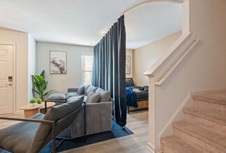 219 Socket St, Unit SI ID1284654P in Raleigh, NC - Building Photo - Building Photo