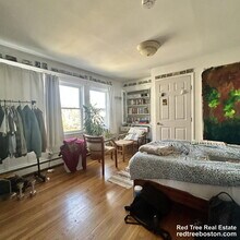 8 Selkirk Rd in Boston, MA - Building Photo - Building Photo