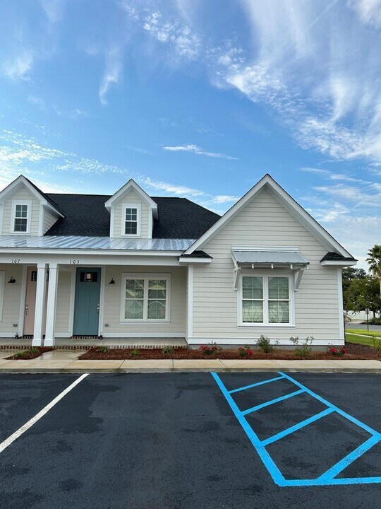 103 Chamberlain Trce in Thomasville, GA - Building Photo