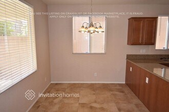 8344 S Pioneer Way in Las Vegas, NV - Building Photo - Building Photo