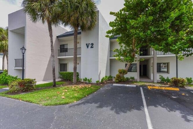 property at 1605 S US Hwy 1
