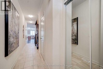 50 Edinburgh Dr in Brampton, ON - Building Photo - Building Photo