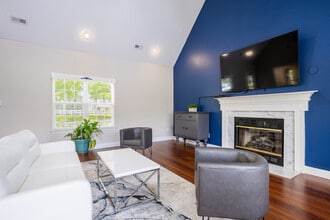 Eastwyck Village Apartments in Virginia Beach, VA - Building Photo - Interior Photo