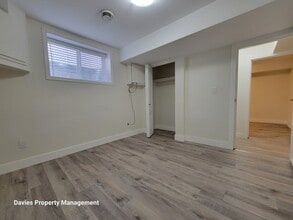 5911-152A 152A Ave NW in Edmonton, AB - Building Photo - Building Photo
