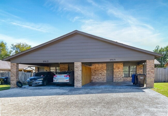 3913 Peperport Dr in Greenville, TX - Building Photo - Building Photo