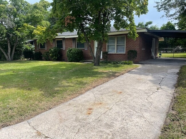 property at 1414 Springview Dr