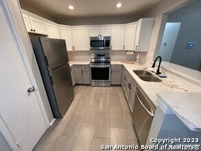 10150 Woodtrail in San Antonio, TX - Building Photo - Building Photo
