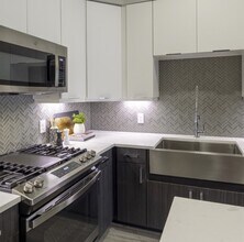 401 W 25th St in Houston, TX - Building Photo - Building Photo