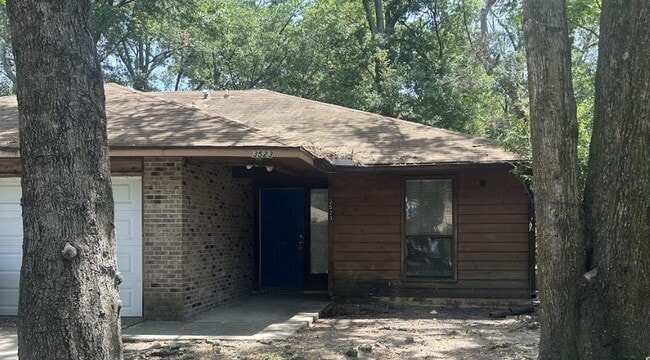 property at 3523 W Colony Cove Tl
