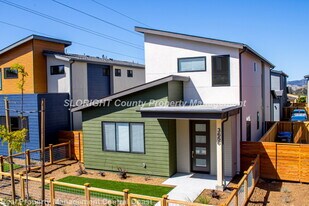 3656 Rock Garden Ln in San Luis Obispo, CA - Building Photo