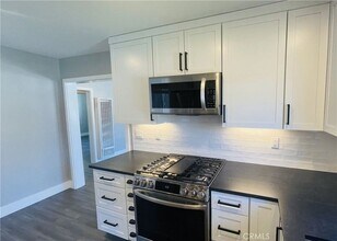 402 Avalon St in Morro Bay, CA - Building Photo - Building Photo