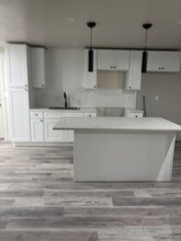 11886 Teton Pk Dr in Herriman, UT - Foto de edificio - Building Photo