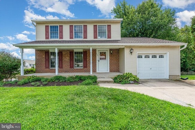 property at 332 Hill Ct