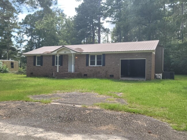 property at 25 Orangeburg Dr