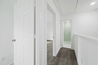 9531 Everglade Dr in Houston, TX - Foto de edificio - Building Photo