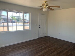 502 N 97th Pl in Mesa, AZ - Building Photo - Building Photo