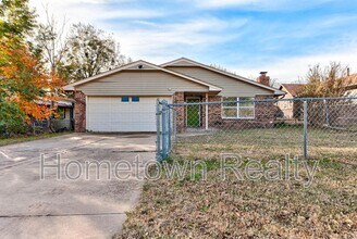 605 W Clarke St in El Reno, OK - Building Photo - Building Photo