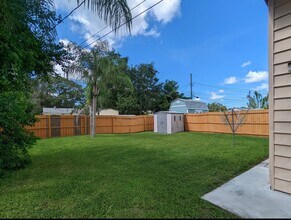 1412 56th Ave N in St. Petersburg, FL - Building Photo - Building Photo