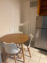 2092 Yale St, Unit 2092 in Palo Alto, CA - Building Photo - Building Photo