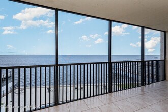 525 Indian River Ave in Titusville, FL - Building Photo - Building Photo