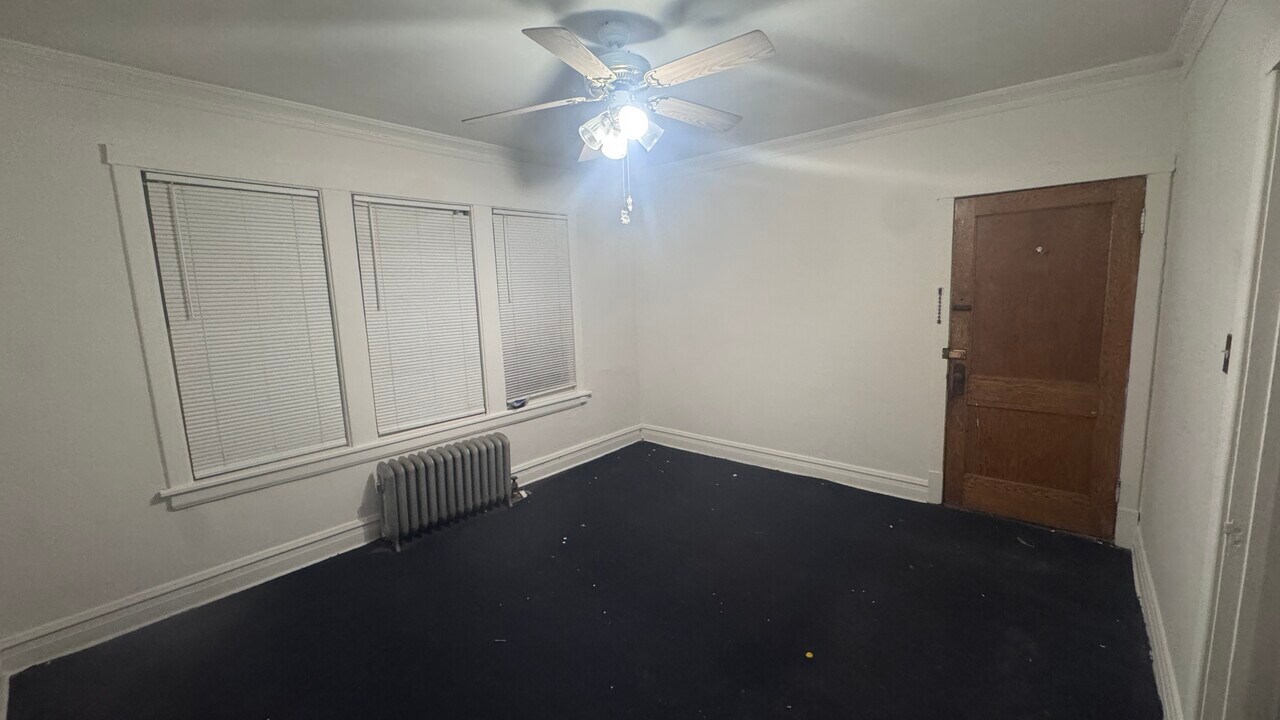 1621 S 50th Ct, Unit 2nd FL. Rear in Cicero, IL - Building Photo