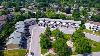 Lanctot in Gatineau, QC - Building Photo
