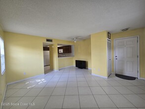 3100 Sir Hamilton Cir in Titusville, FL - Building Photo - Building Photo