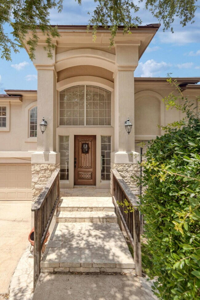 8424 Bronco Buster Trail in Lago Vista, TX - Building Photo - Building Photo