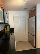 244 Biscayne Blvd in Miami, FL - Building Photo - Building Photo