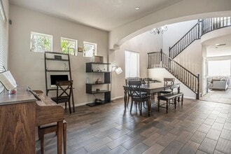 8336 Cantwell Dr in Elk Grove, CA - Building Photo - Building Photo