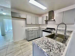 32770 Monte Vista Rd in Cathedral City, CA - Building Photo - Building Photo