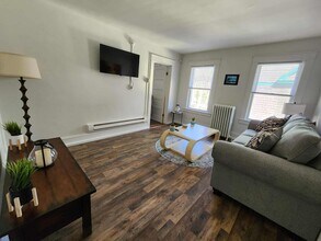145 Park Ave, Unit #3- 2 bedroom furnished in Saranac Lake, NY - Building Photo - Building Photo