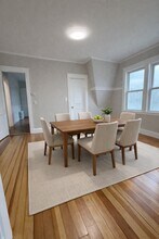 89 Glendower Rd, Unit 3 in Boston, MA - Building Photo - Building Photo